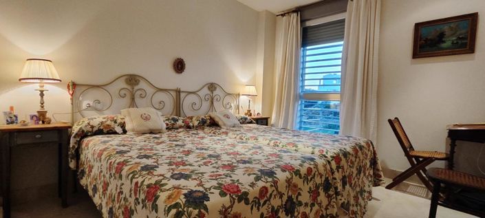 Image No.16-3 Bed Property for sale