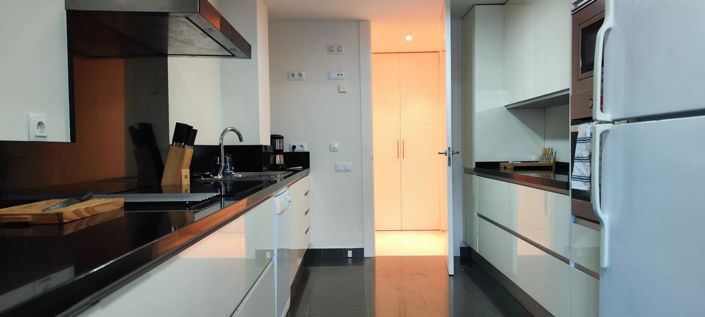 Image No.4-3 Bed Property for sale