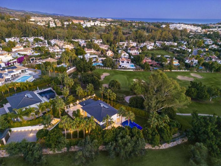 Image No.6-5 Bed Property for sale