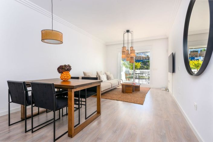 Image No.14-2 Bed Property for sale