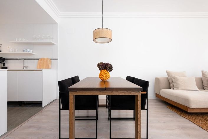 Image No.15-2 Bed Property for sale