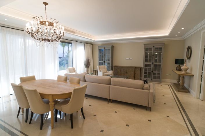 Image No.7-6 Bed Property for sale