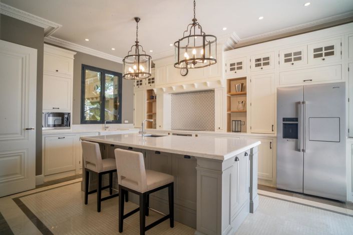 Image No.8-6 Bed Property for sale