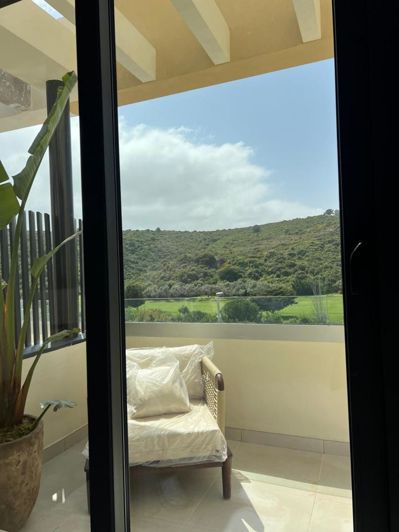 Image No.20-3 Bed Property for sale