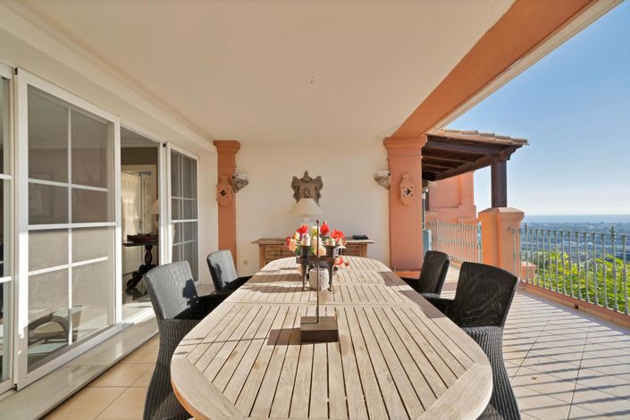 Image No.31-2 Bed Property for sale