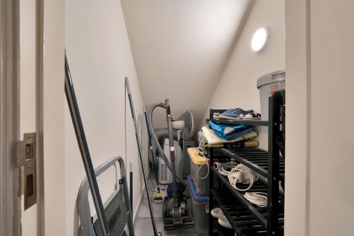 Image No.34-2 Bed Property for sale