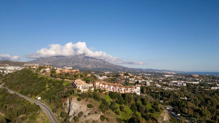 Image No.48-2 Bed Property for sale