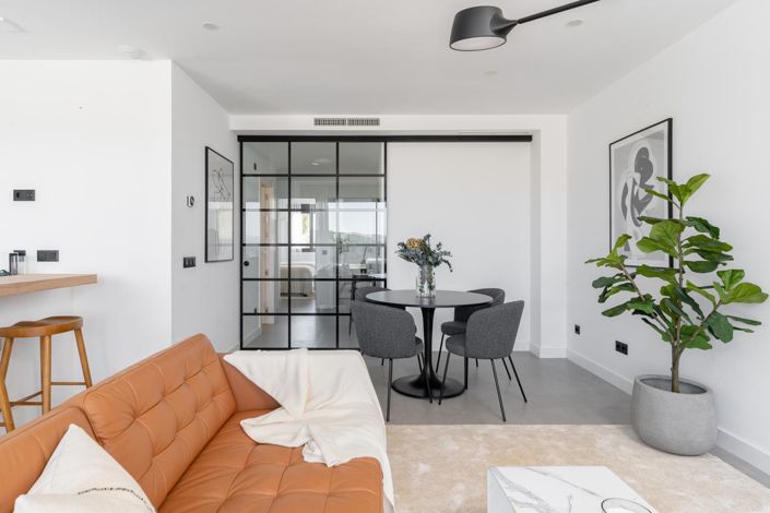 Image No.22-2 Bed Property for sale