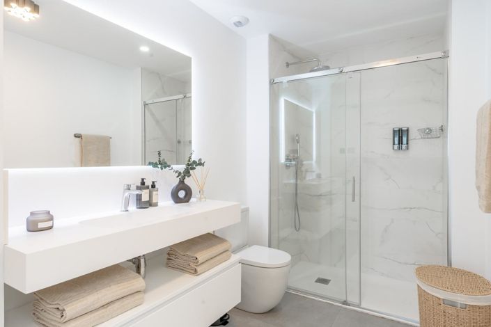 Image No.24-2 Bed Property for sale