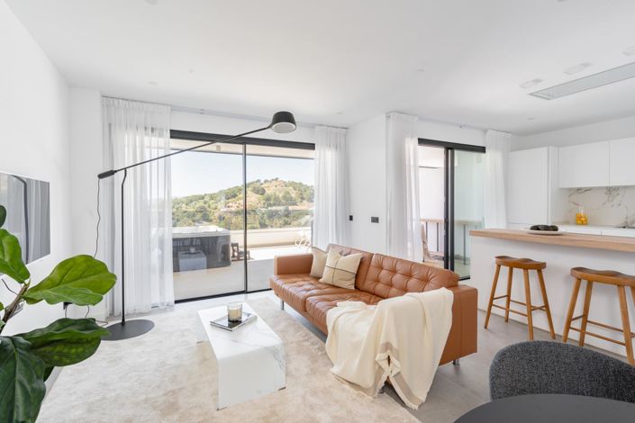 Image No.25-2 Bed Property for sale