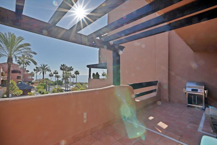 Image No.14-2 Bed Property for sale