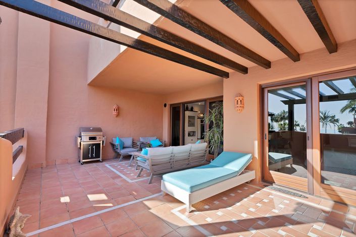 Image No.15-2 Bed Property for sale