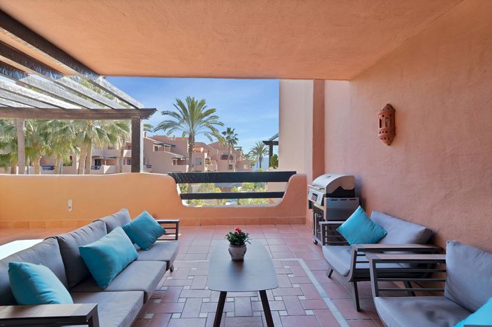 Image No.16-2 Bed Property for sale