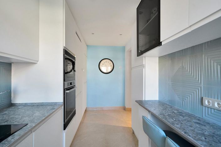 Image No.19-2 Bed Property for sale