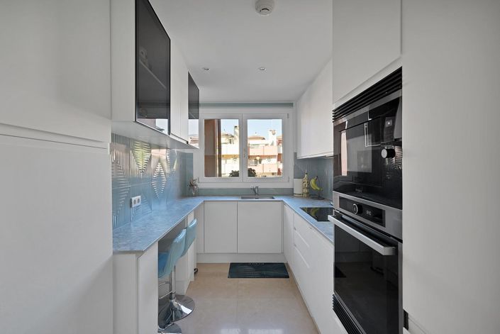 Image No.20-2 Bed Property for sale