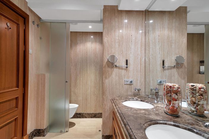 Image No.38-2 Bed Property for sale