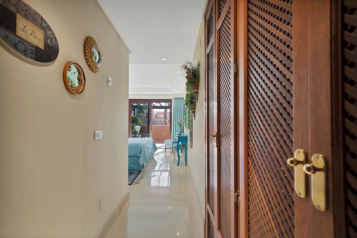 Image No.41-2 Bed Property for sale