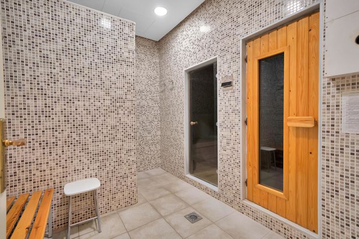 Image No.52-2 Bed Property for sale