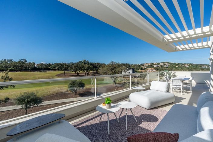 Image No.21-3 Bed Property for sale