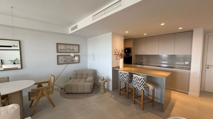 Image No.2-2 Bed Property for sale