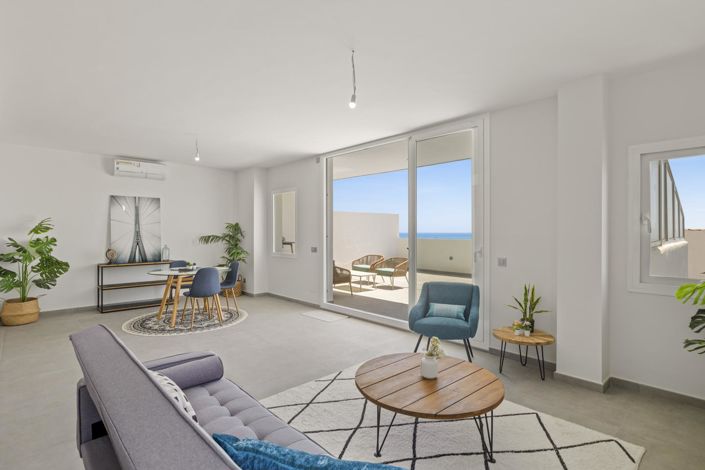 Image No.17-3 Bed Property for sale