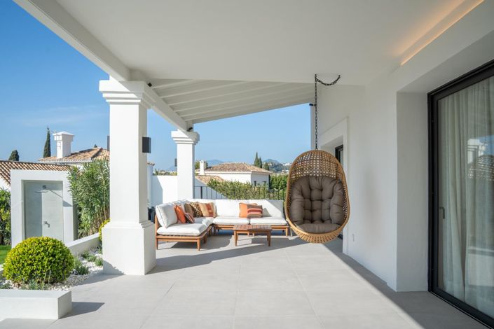 Image No.34-5 Bed Property for sale