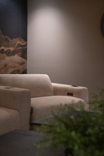 Image No.50-5 Bed Property for sale