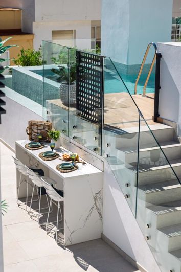 Image No.19-2 Bed Property for sale