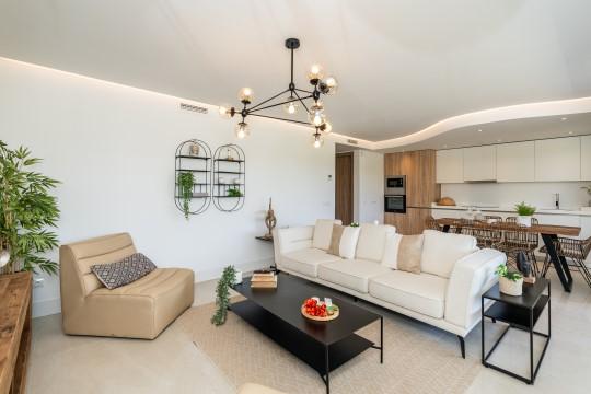 Image No.14-3 Bed Property for sale