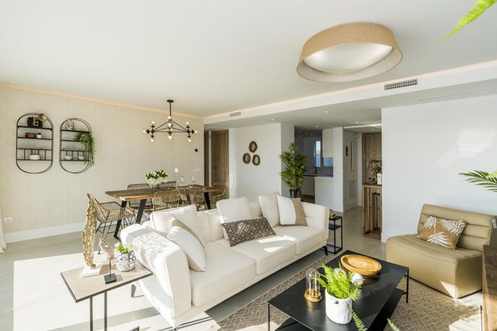 Image No.17-3 Bed Property for sale