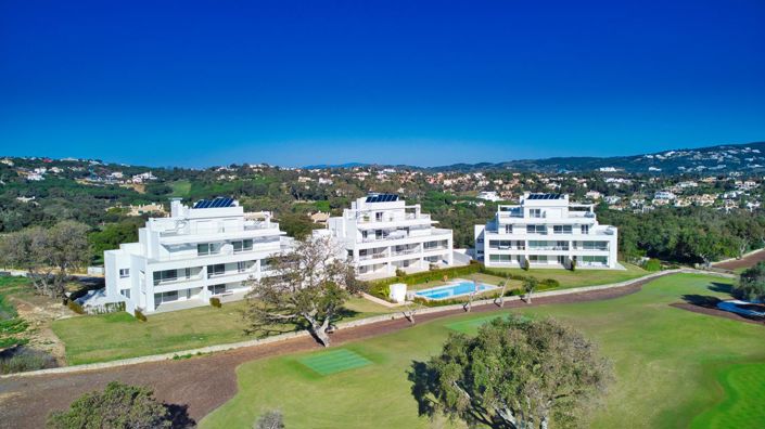 Image No.20-3 Bed Property for sale