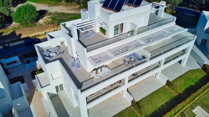 Image No.22-3 Bed Property for sale