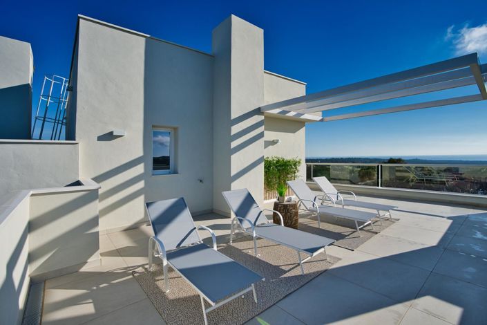 Image No.6-3 Bed Property for sale