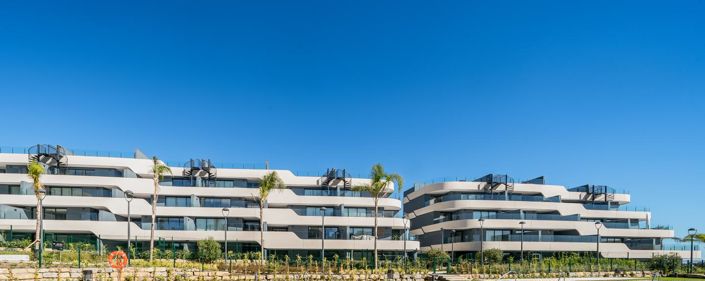 Image No.17-2 Bed Property for sale