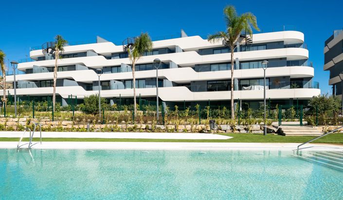 Image No.2-2 Bed Property for sale