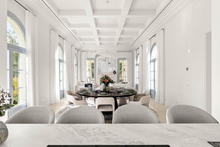 Image No.18-4 Bed Property for sale