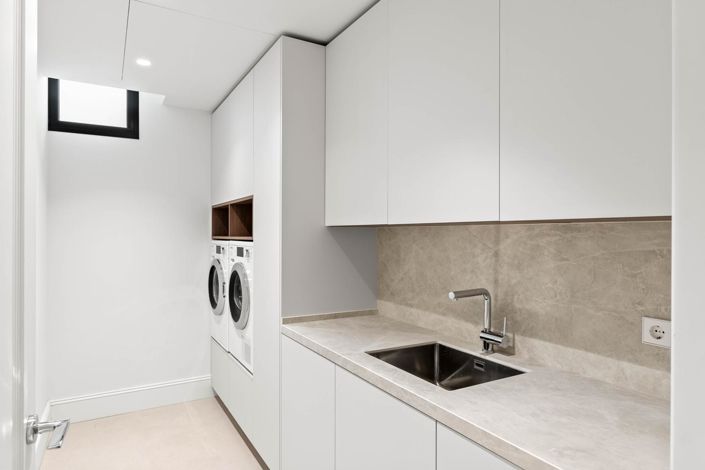 Image No.36-4 Bed Property for sale