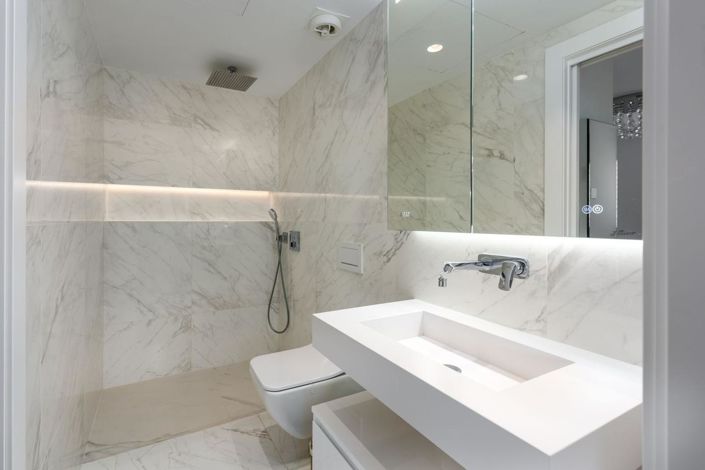 Image No.19-3 Bed Property for sale