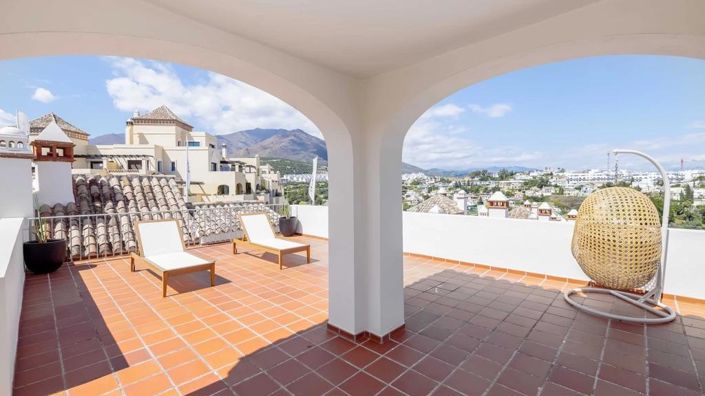 Image No.1-3 Bed Property for sale