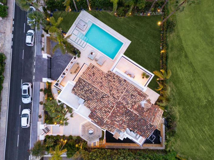 Image No.3-5 Bed Property for sale