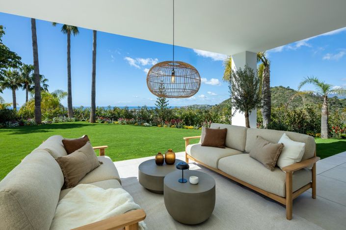 Image No.4-5 Bed Property for sale