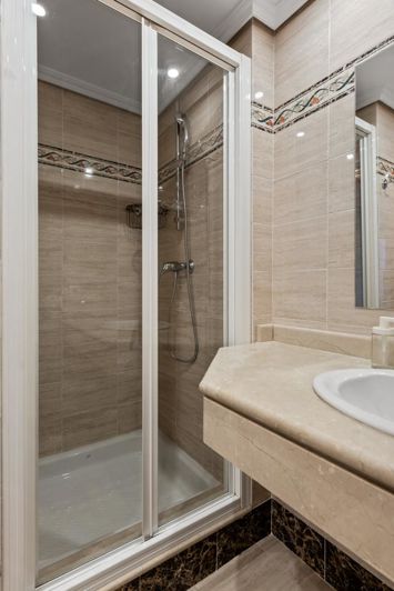 Image No.22-2 Bed Property for sale