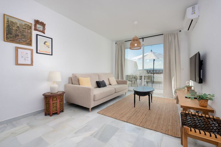 Image No.22-2 Bed Property for sale