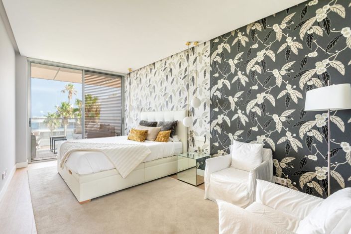 Image No.21-4 Bed Property for sale