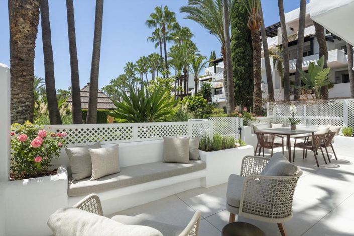 Image No.1-3 Bed Property for sale