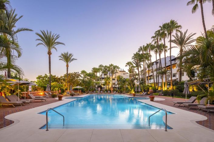 Image No.20-3 Bed Property for sale