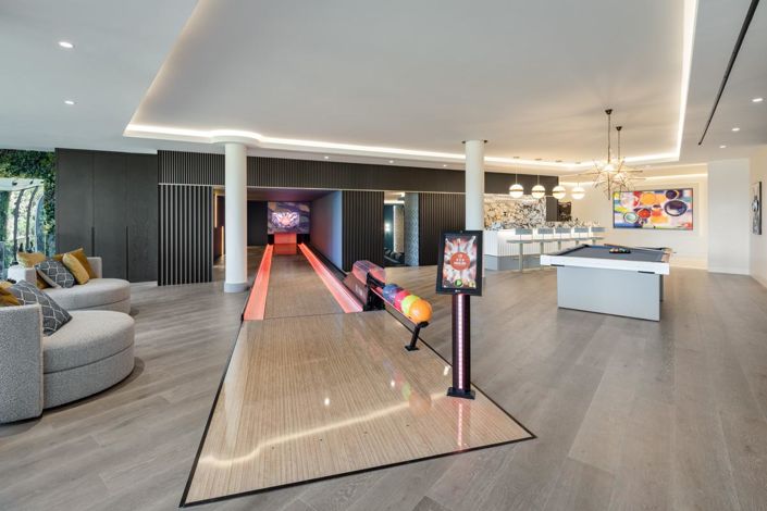 Image No.40-9 Bed Property for sale