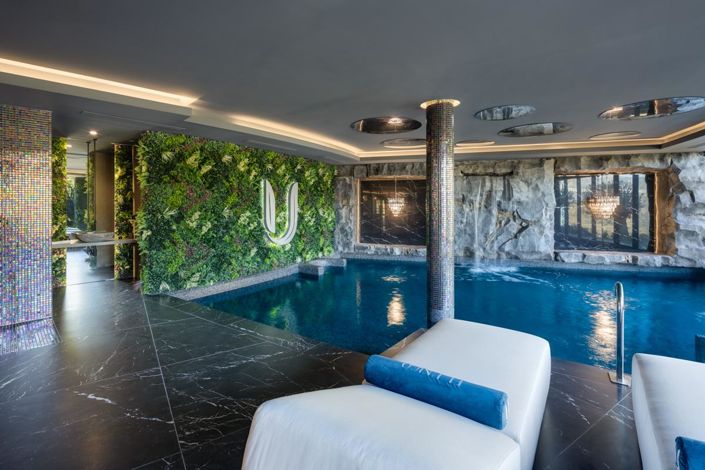 Image No.43-9 Bed Property for sale