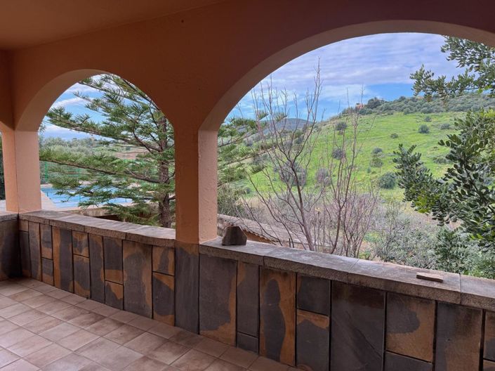 Image No.1-Propriété de 4 chambres à vendre à Estepona