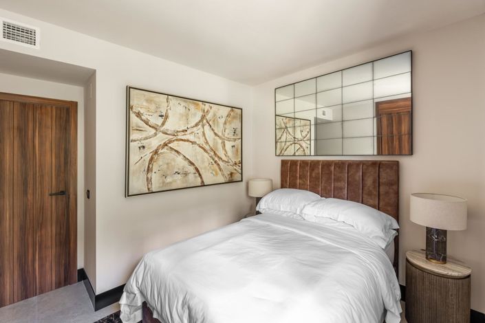 Image No.18-3 Bed Property for sale